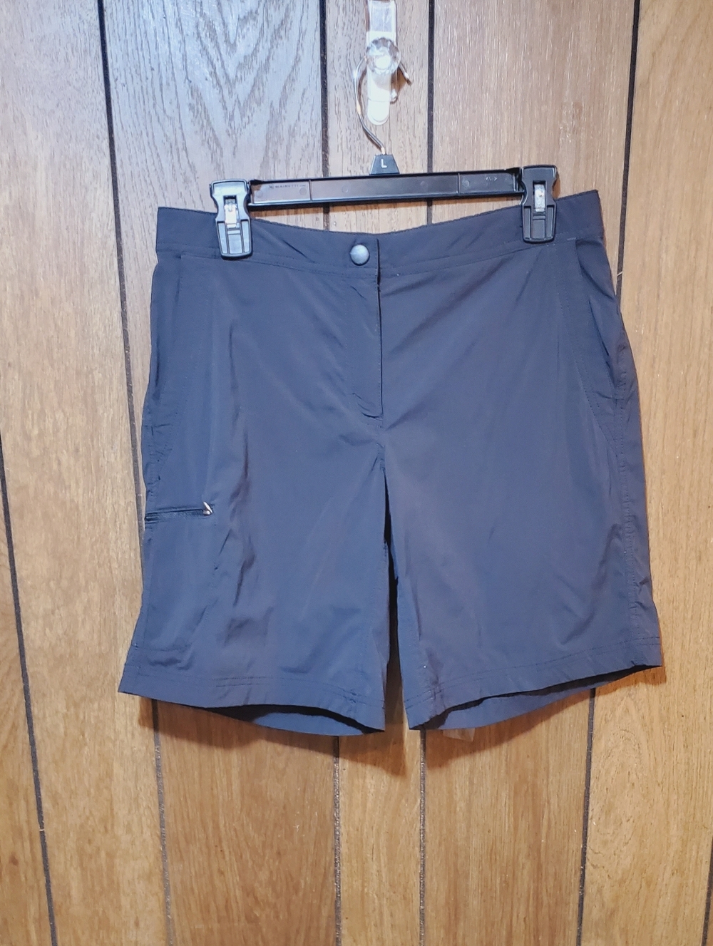 L.L. Bean Women's Navy Active Cargo Shorts Size 8